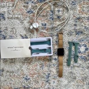 EUC Apple watch series 4 40mm cellular and GPS/3 bands!